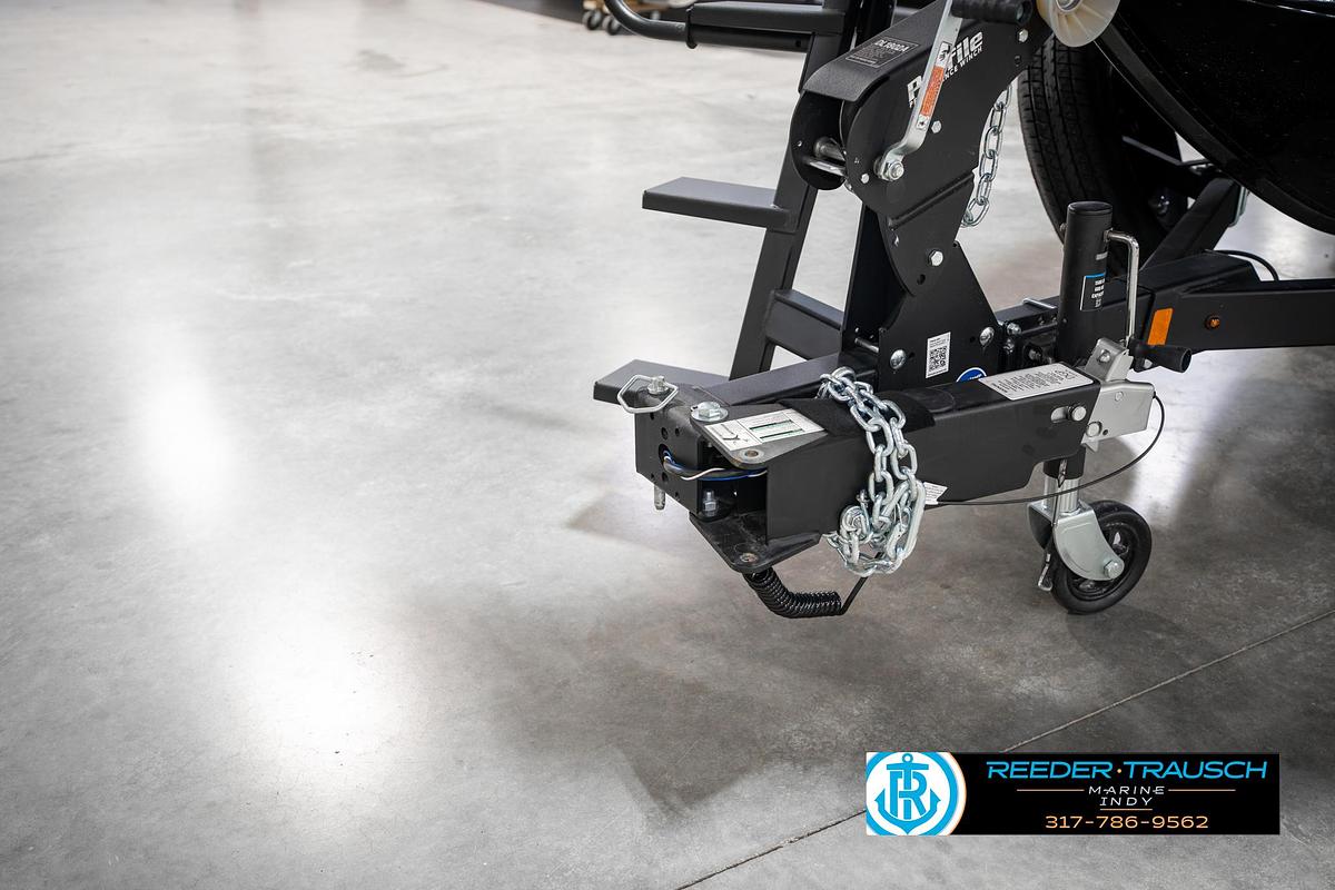 2027 Lund 1875 Impact XS