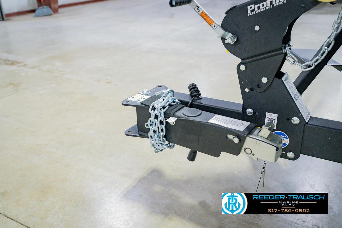 2026 Lund 1975 Pro V Sport