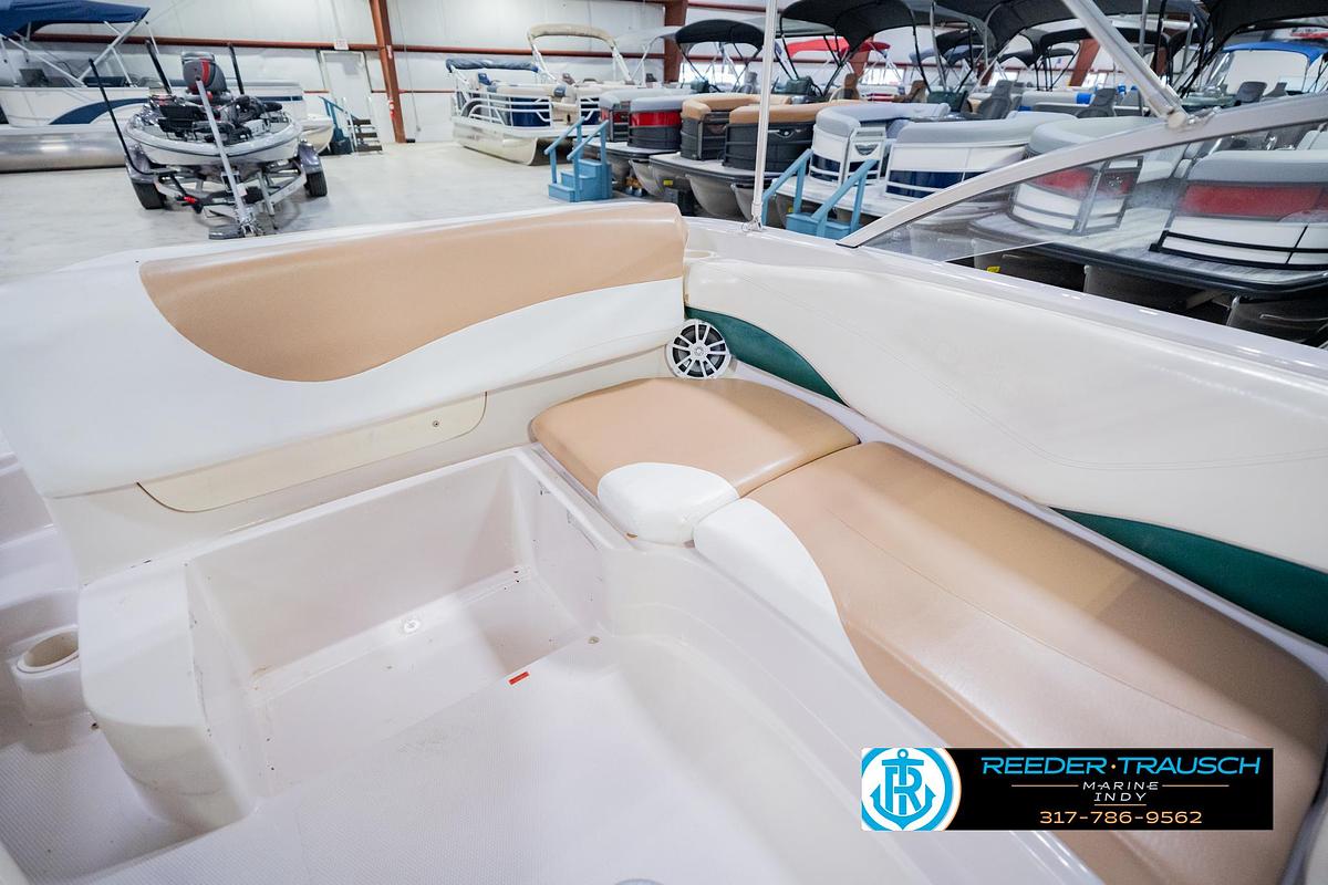 Used 2004 Tahoe 204I