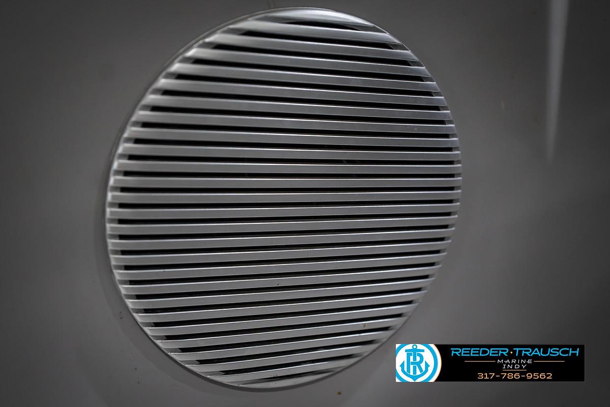 Used 2021 Bennington 22 SVSR
