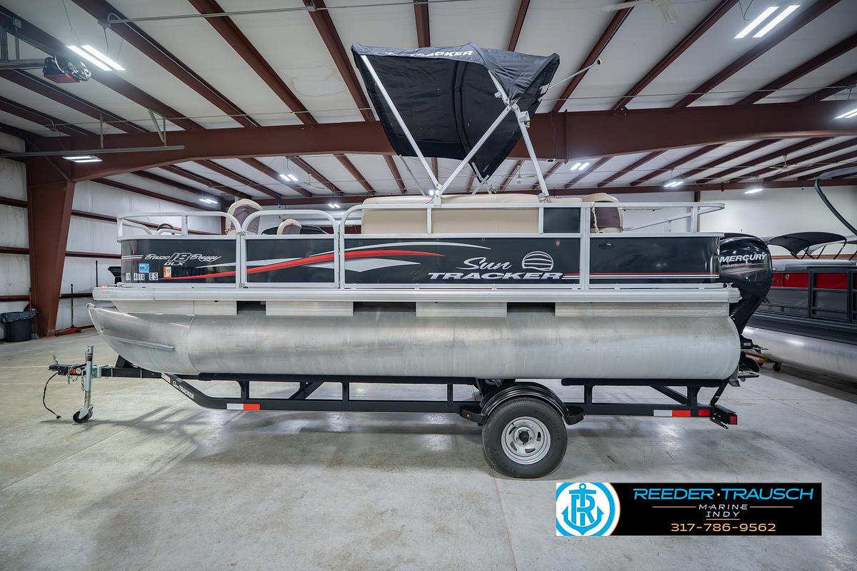 Used 2017 Sun Tracker Fishin' Barge 20 DLX