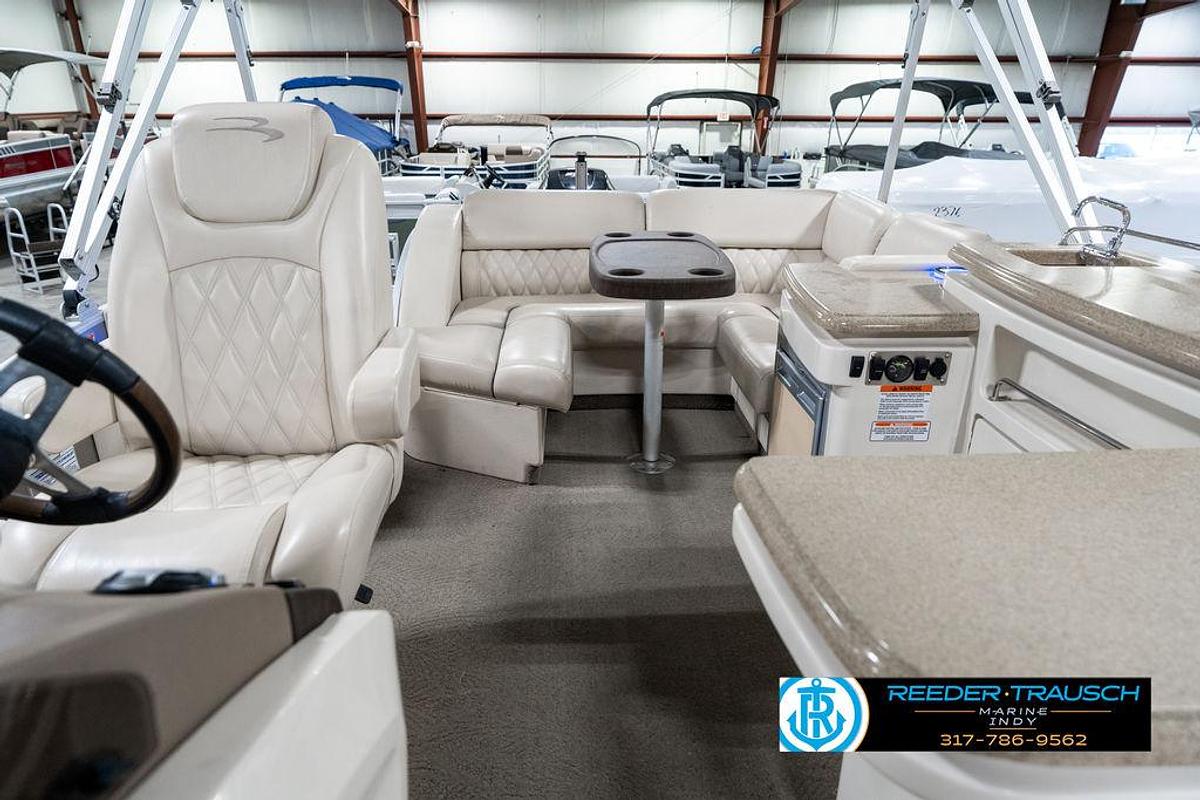 Used 2014 Bennington 25 RCB