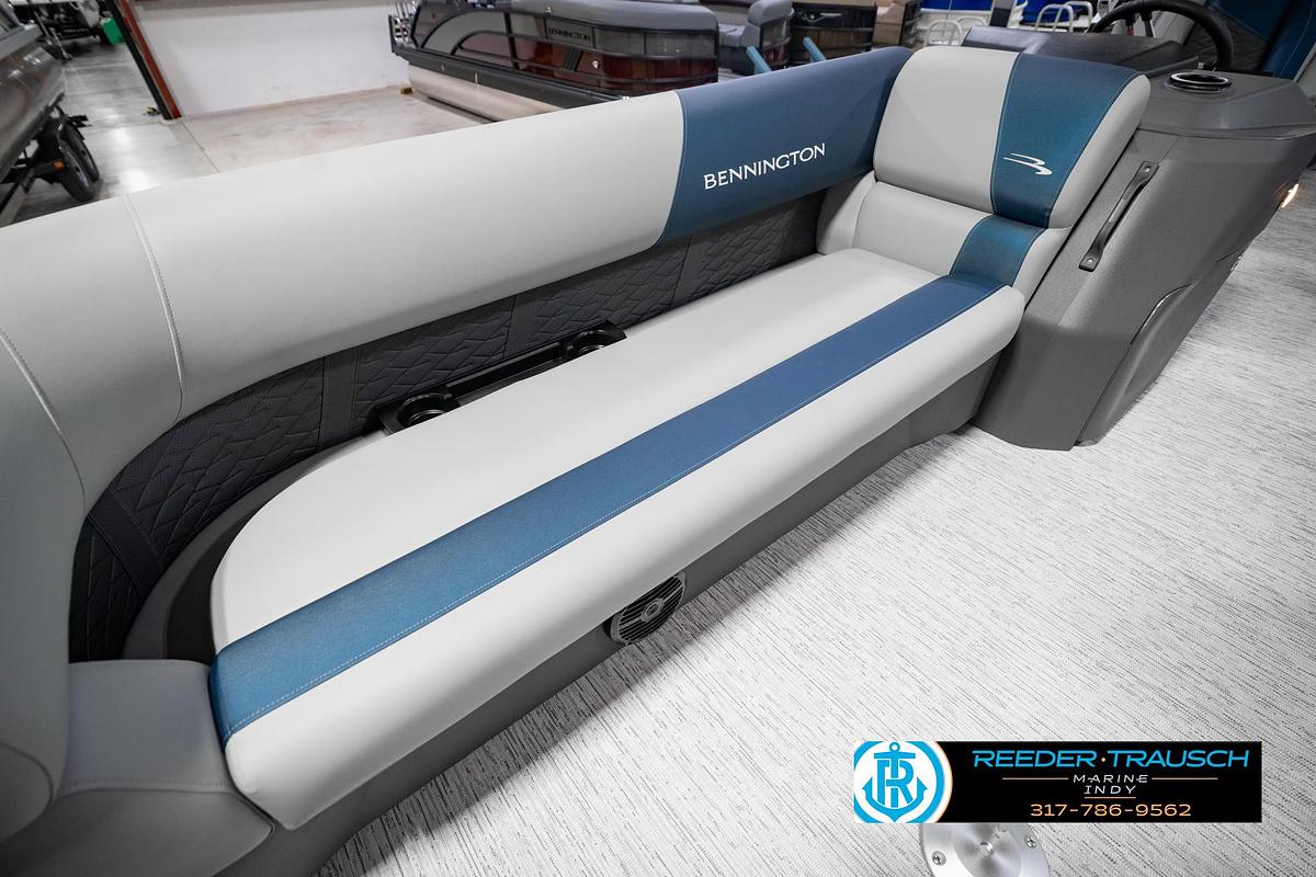 2027 Bennington 21 SSR