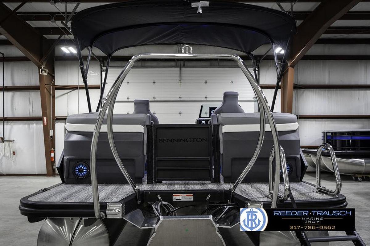 2025 Bennington 24 MFB