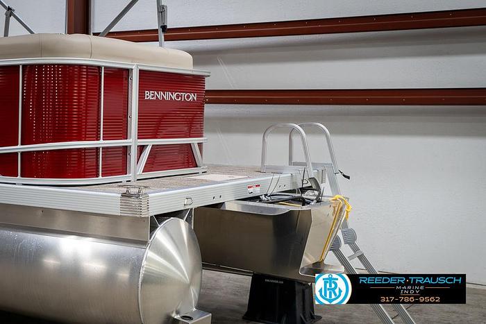 2025 Bennington 21 SLS