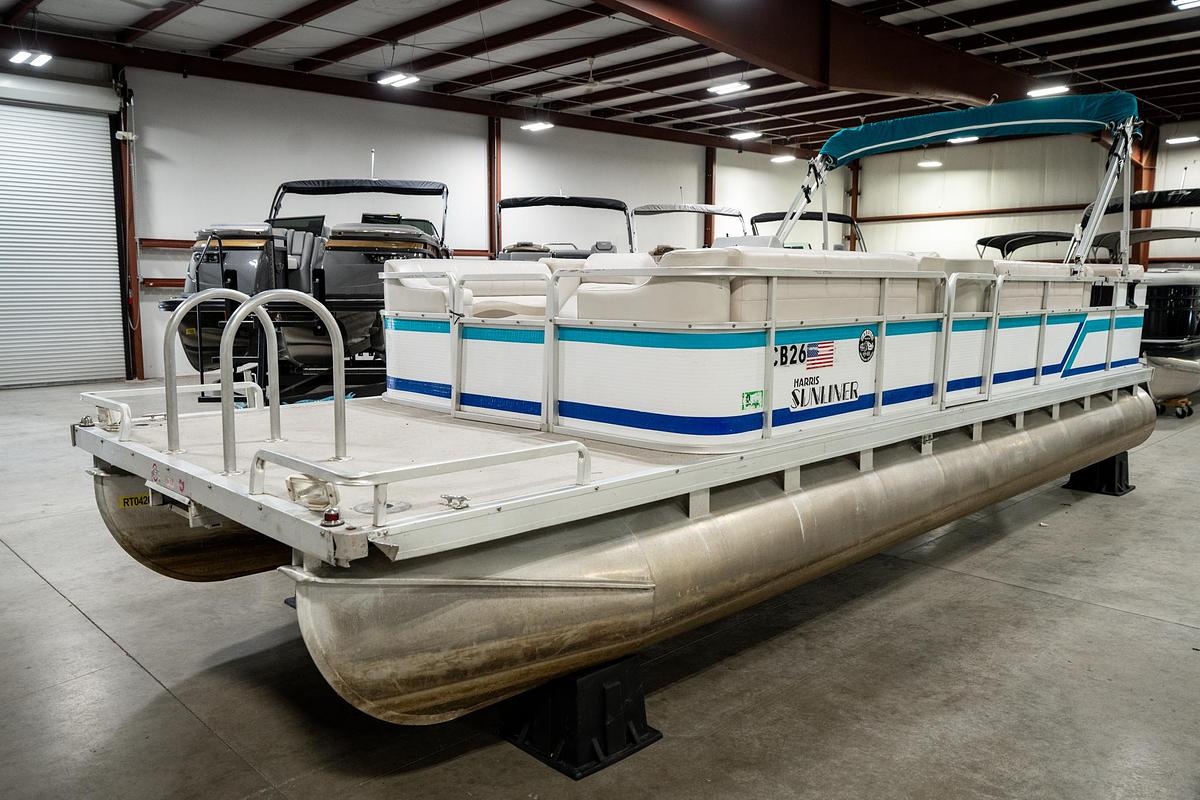 Used 1994 Harris Flote Boat