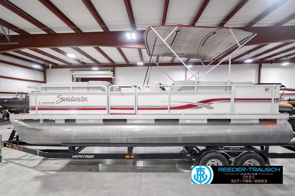 Used 2001 Sweetwater SW2221WR