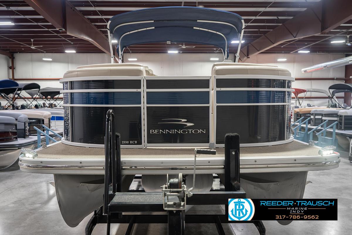 Used 2014 Bennington 2550 RCB
