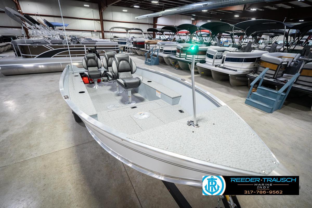 2026 Lund 1600 Fury Tiller