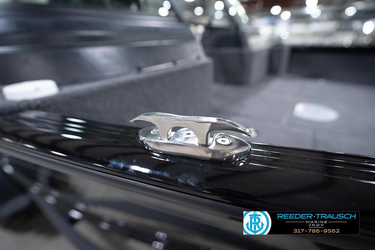 2026 Lund 1775 Impact XS