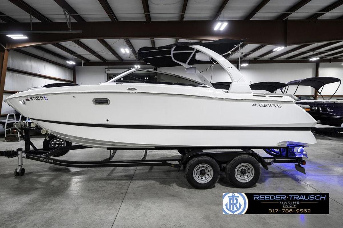 Used 2021 Four Winns H260