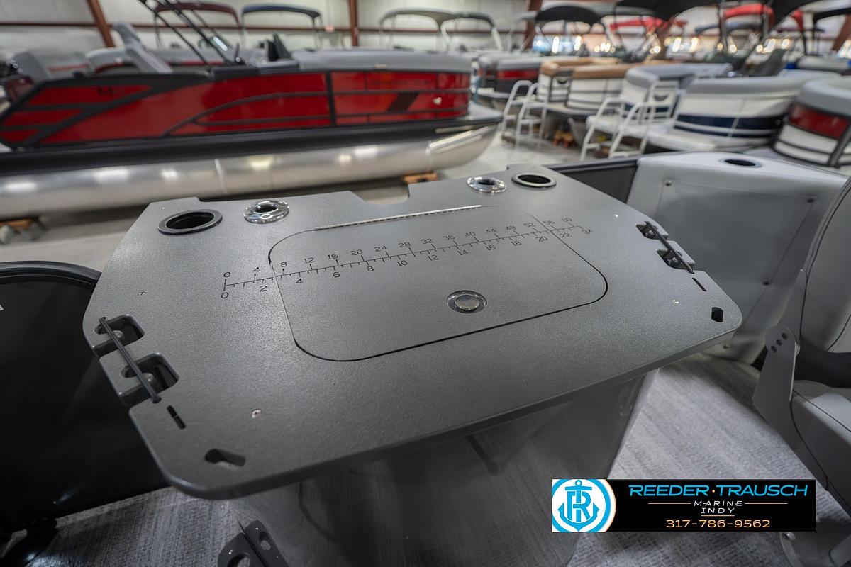 2026 Bennington 22 SF