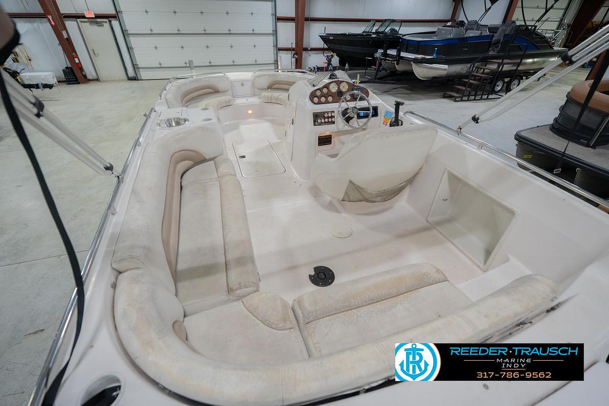 Used 2002 Hurricane SS232