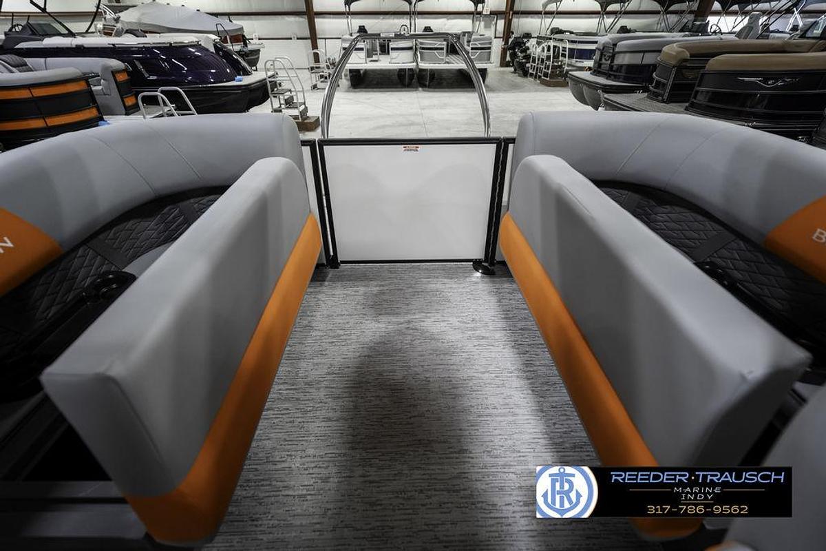 2025 Bennington 21 SSR