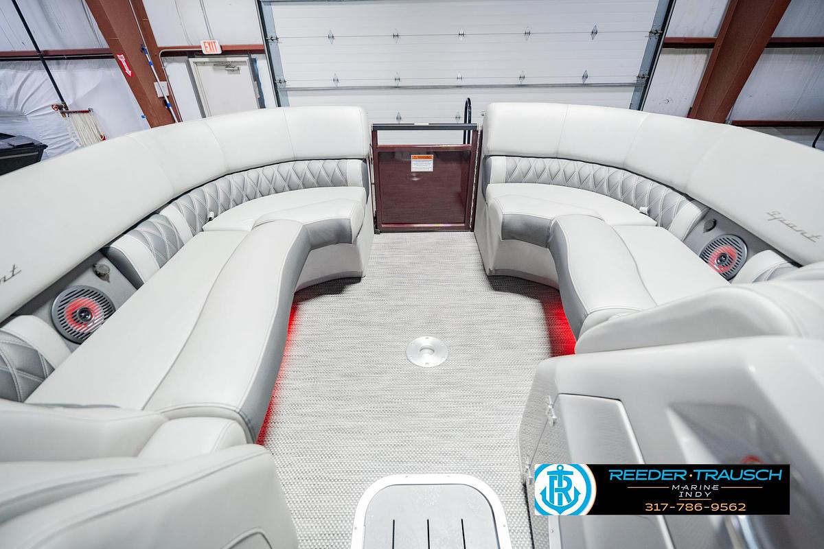 Used 2022 Bennington 23 QXFBA