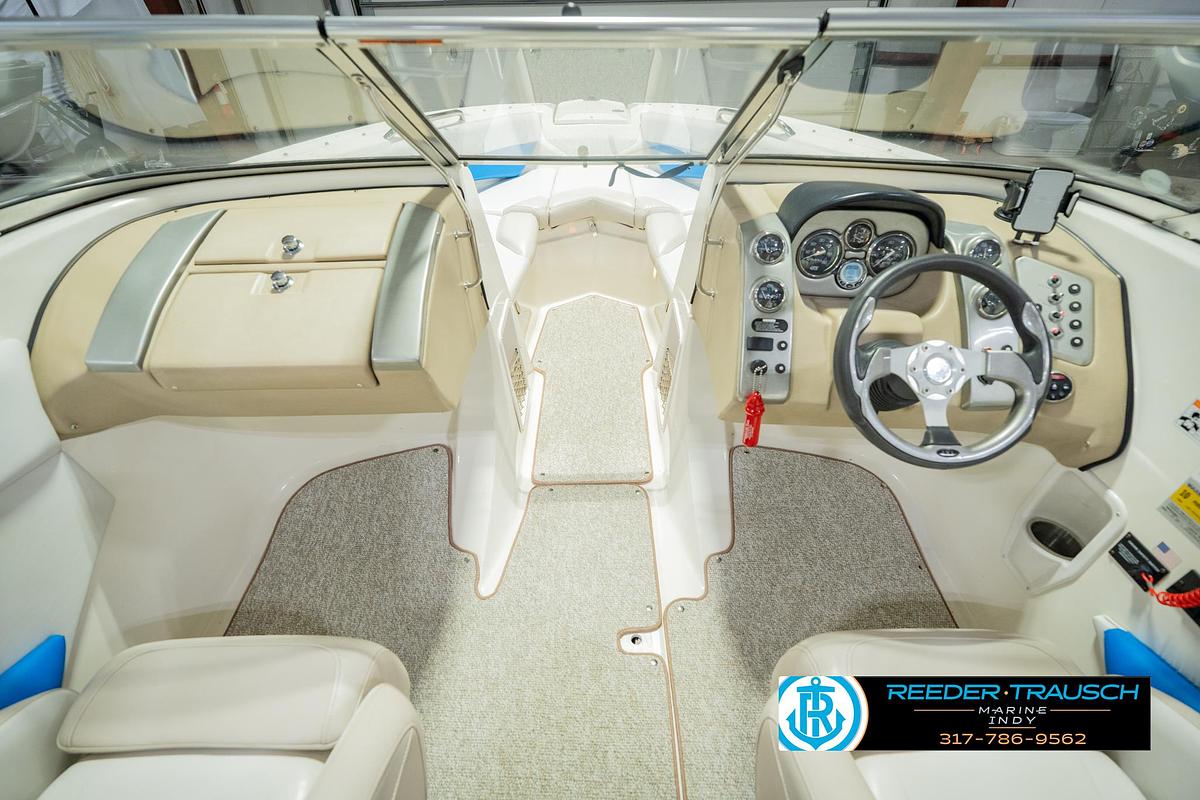 Used 2007 Larson 228 LXI