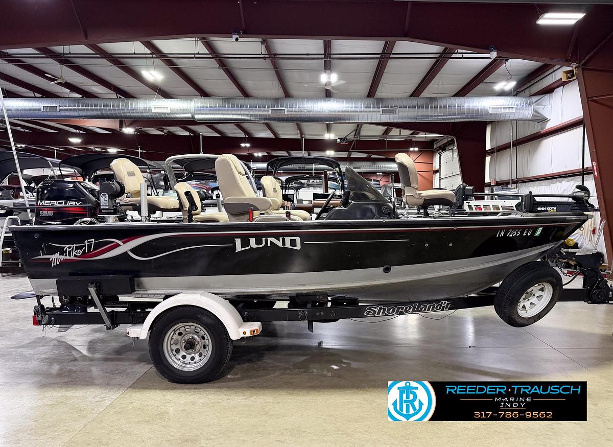 Used 1999 Lund Mr. Pike 17