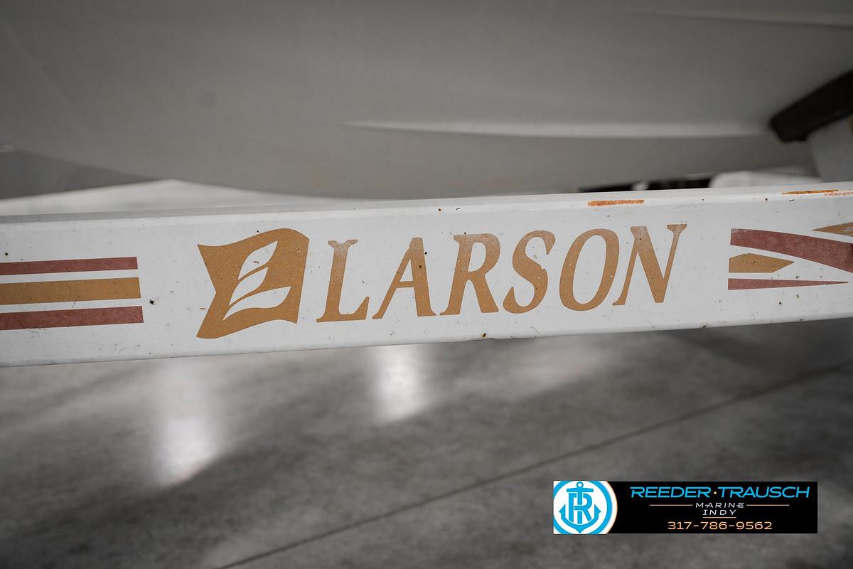 Used 2003 Larson SEi 180