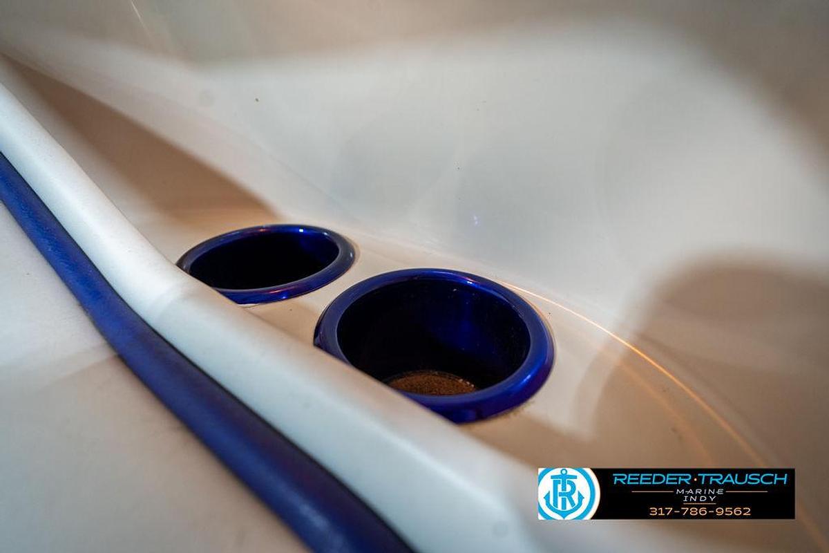 Used 2001 Eliminator 26 Daytona