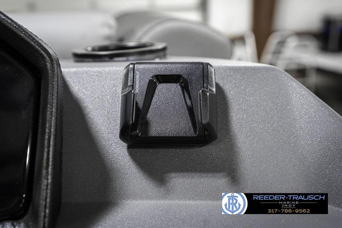 2025 Bennington 21 SS