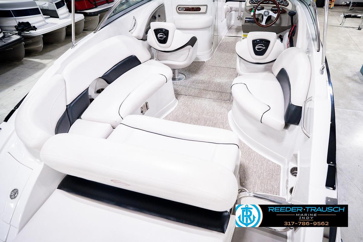 Used 2012 Crownline E4