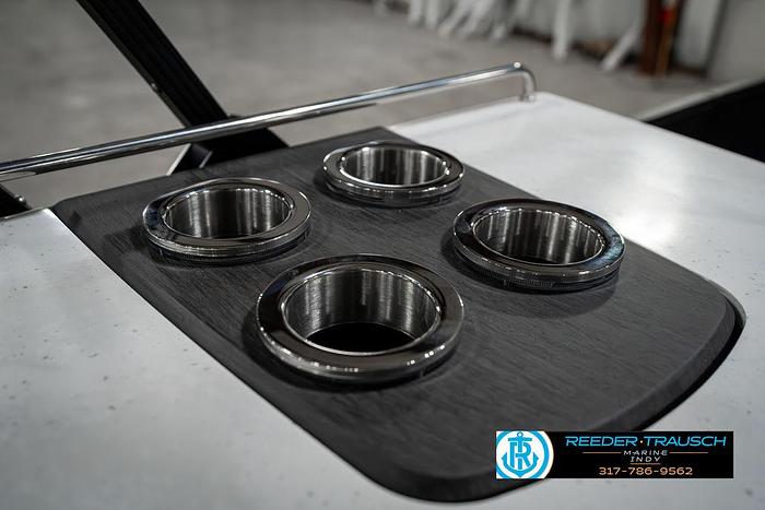 2025 Bennington 23 LPD