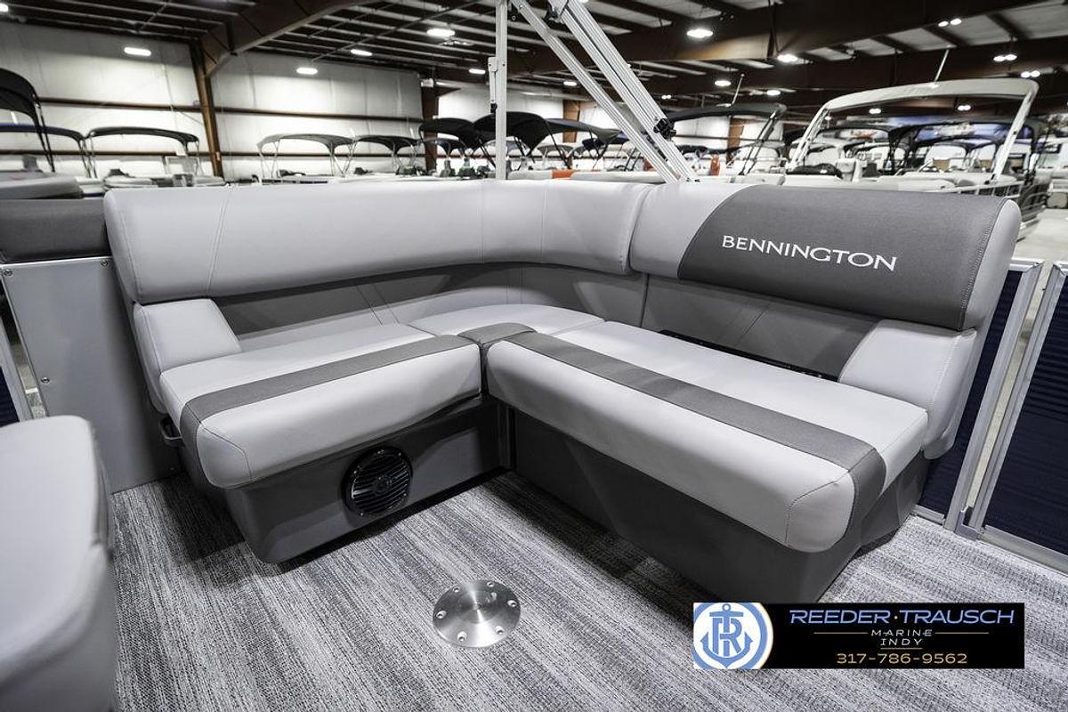 2025 Bennington 18 SLJ