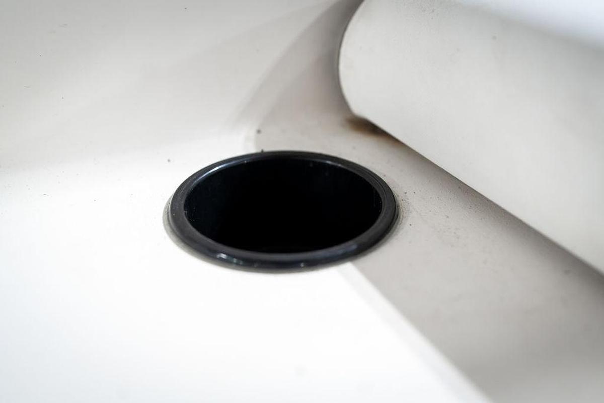 Used 1997 Sea Ray 240 Sundancer