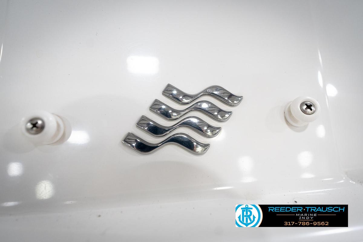 Used 2020 Four Winns MT H210