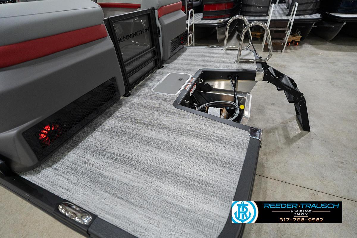 2026 Bennington 22 MFB