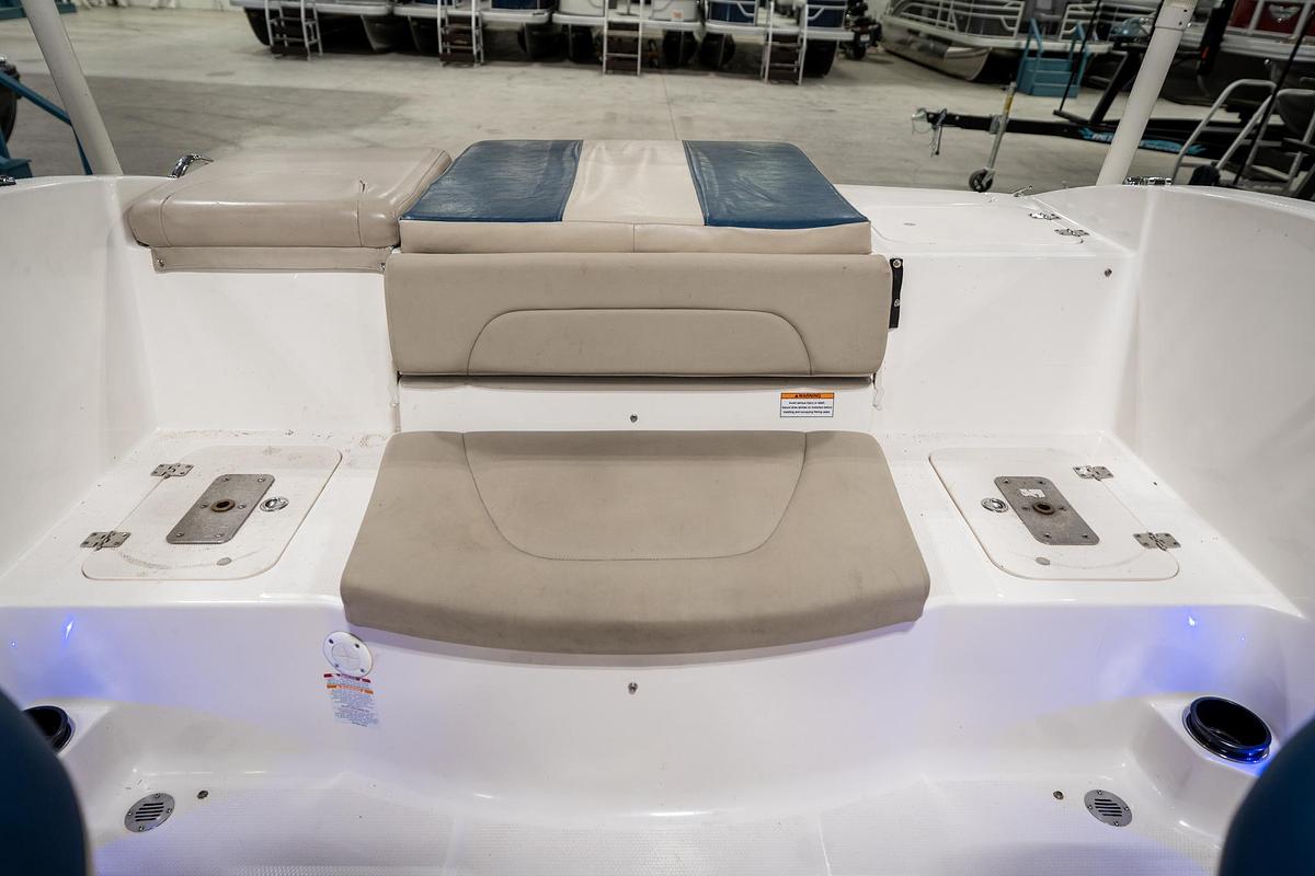 Used 2013 Chapparal 19 H20 F/S