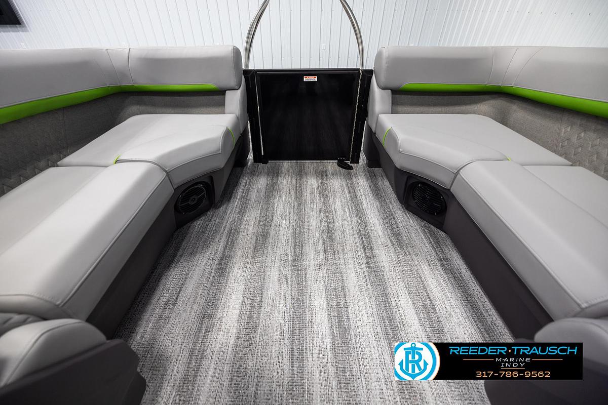 2025 Bennington 22 MFB