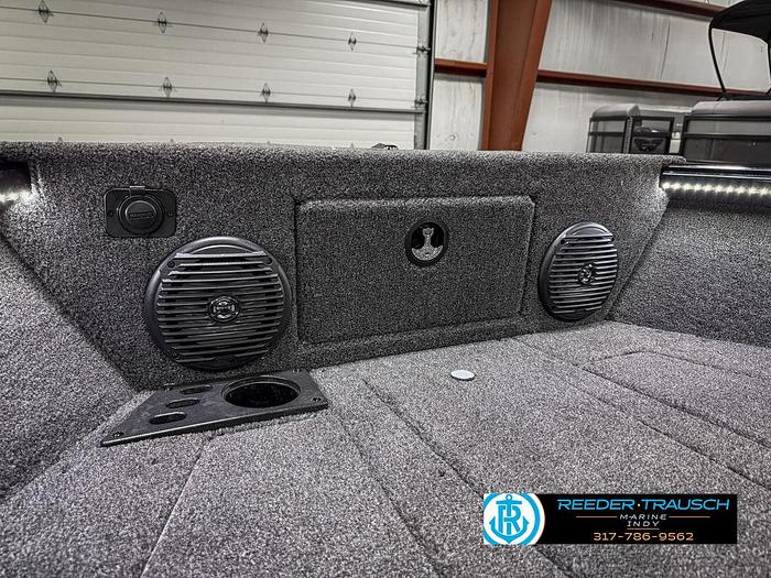 2025 Lund 1775 Impact XS