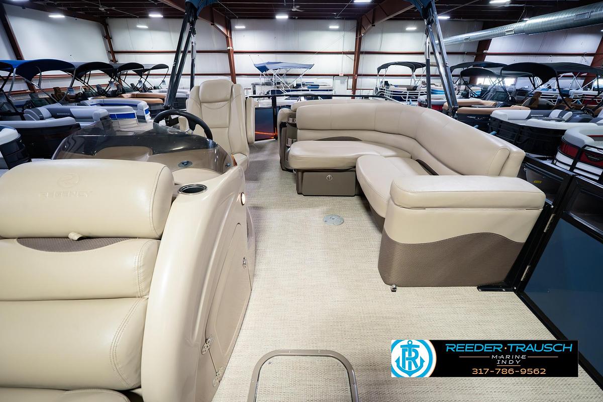 Used 2018 Regency 254 DL3