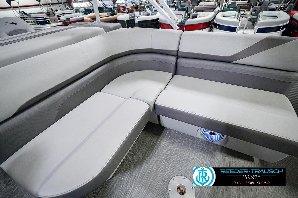 Used 2023 Bennington 22 SXSAPG