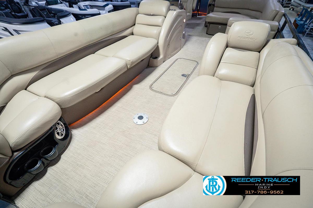 Used 2018 Regency 254 DL3
