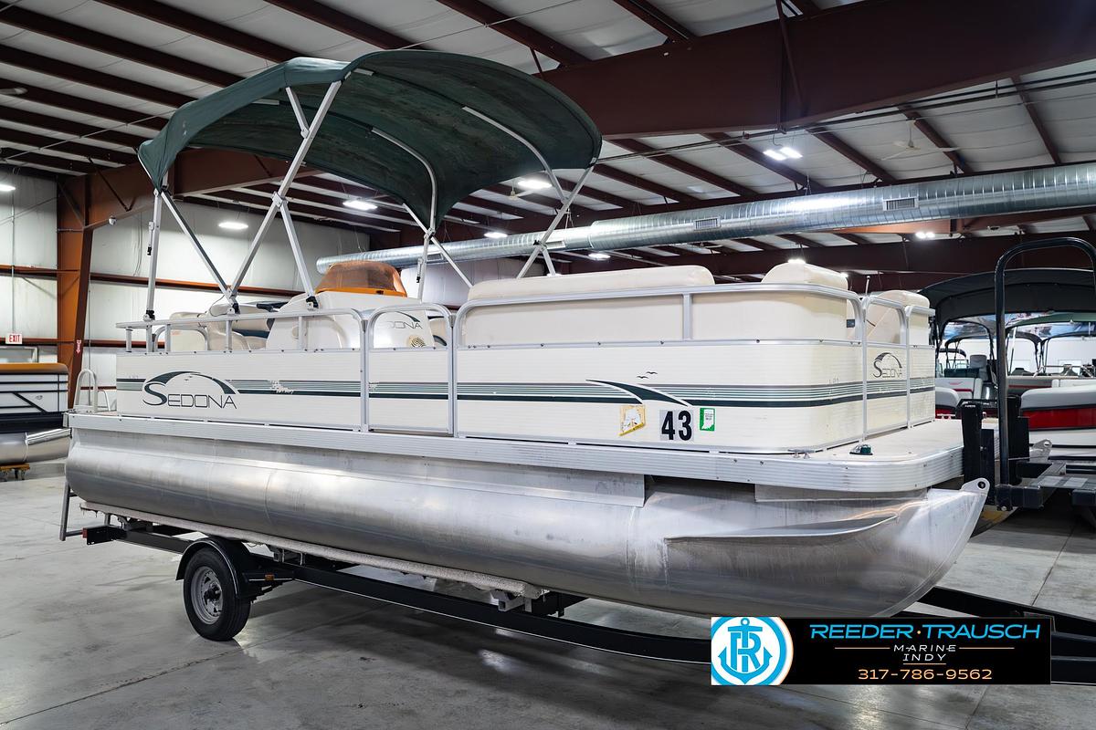 Used 2006 Bennington Sedona L21