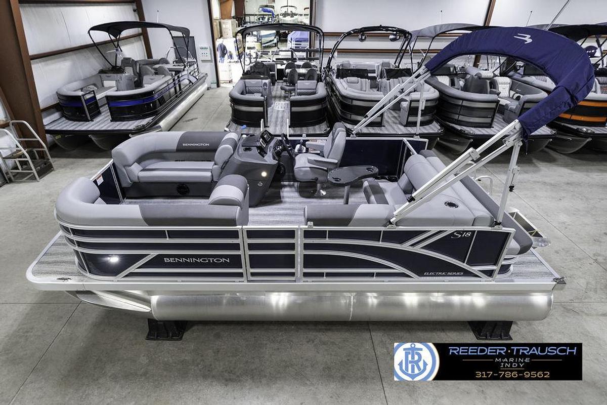 2025 Bennington 18 SLJ