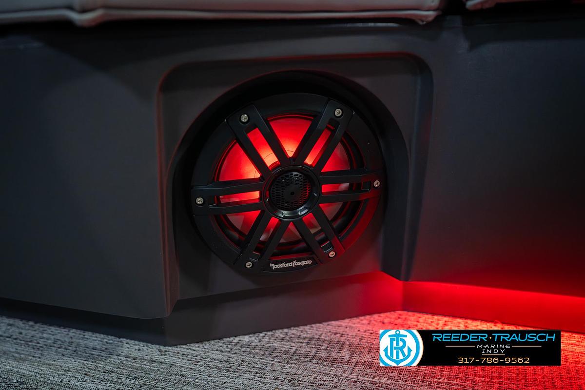 2026 Bennington 22 MFB