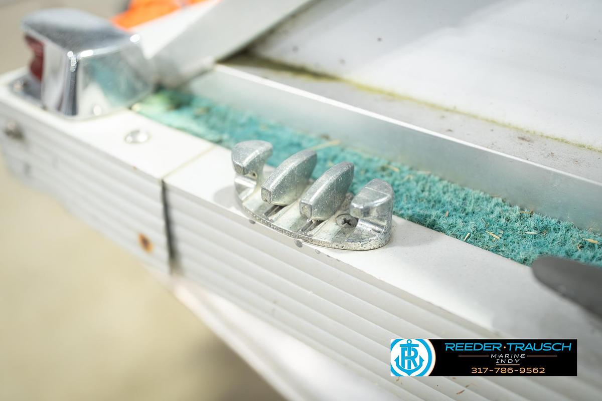 Used 1993 Avalon Playbuoy Challenger