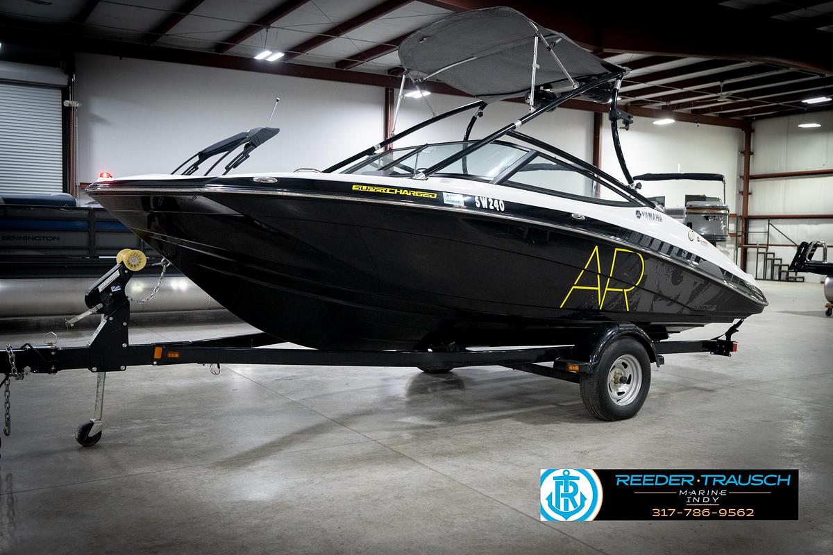 Used 2015 Yamaha AR192