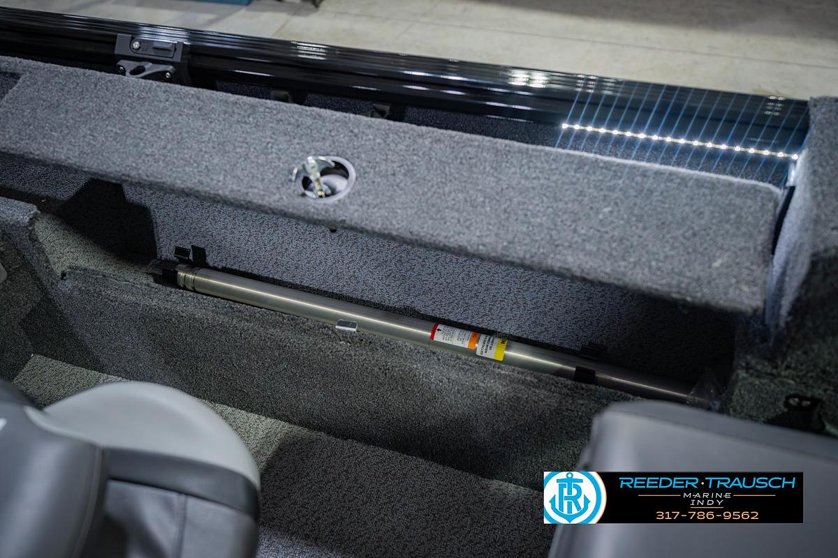 2026 Lund 1775 Impact XS