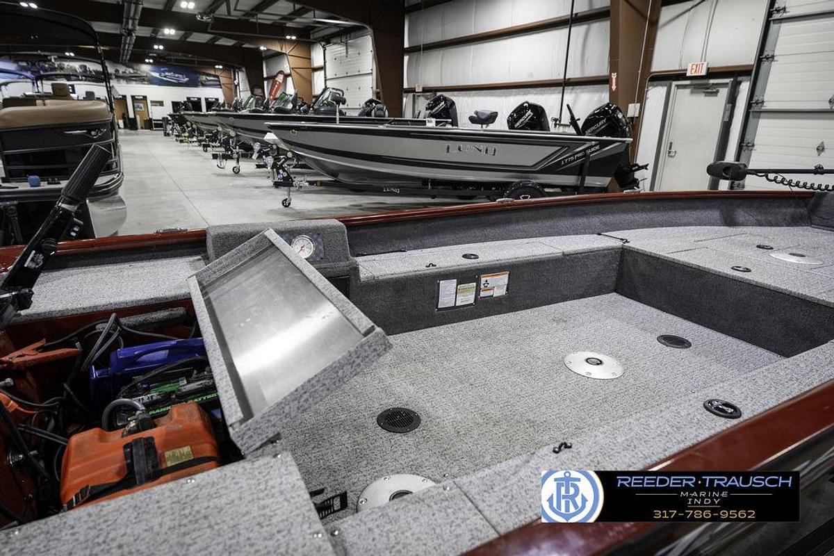 Used 2021 Tracker Super Guide V-16 SC