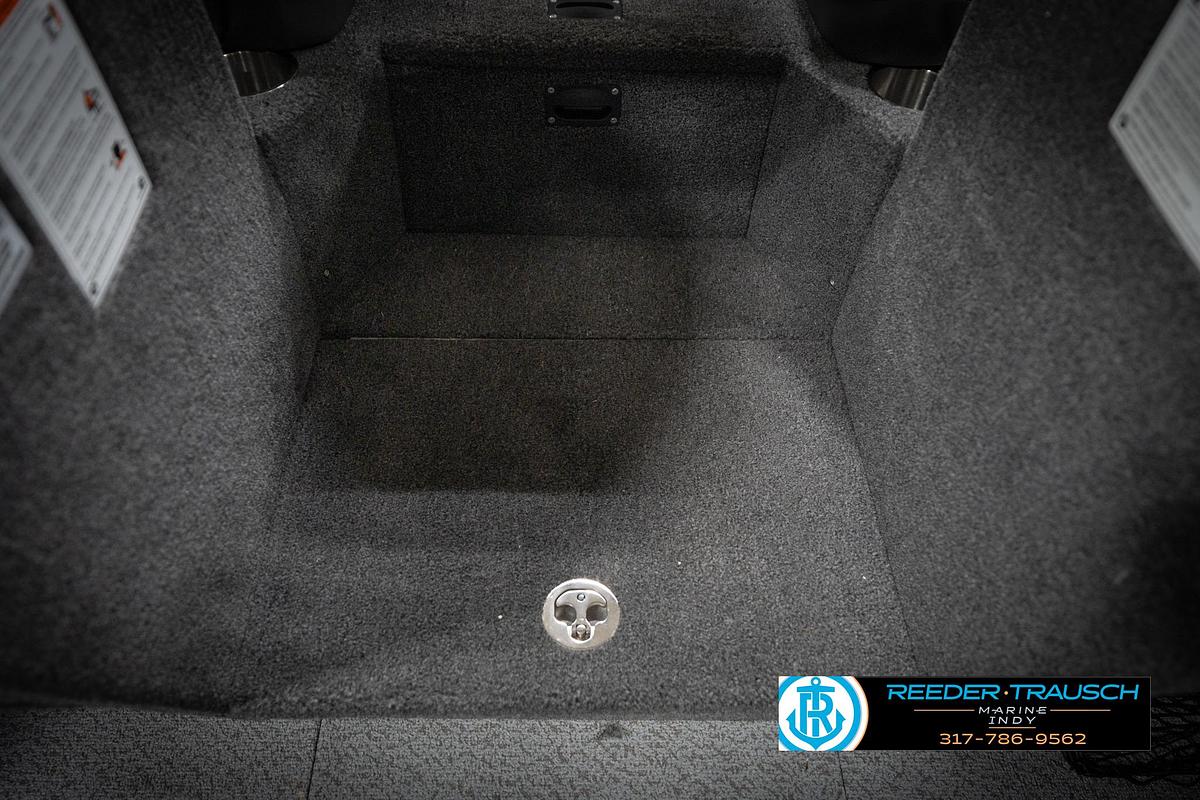 2026 Lund 2275 Baron