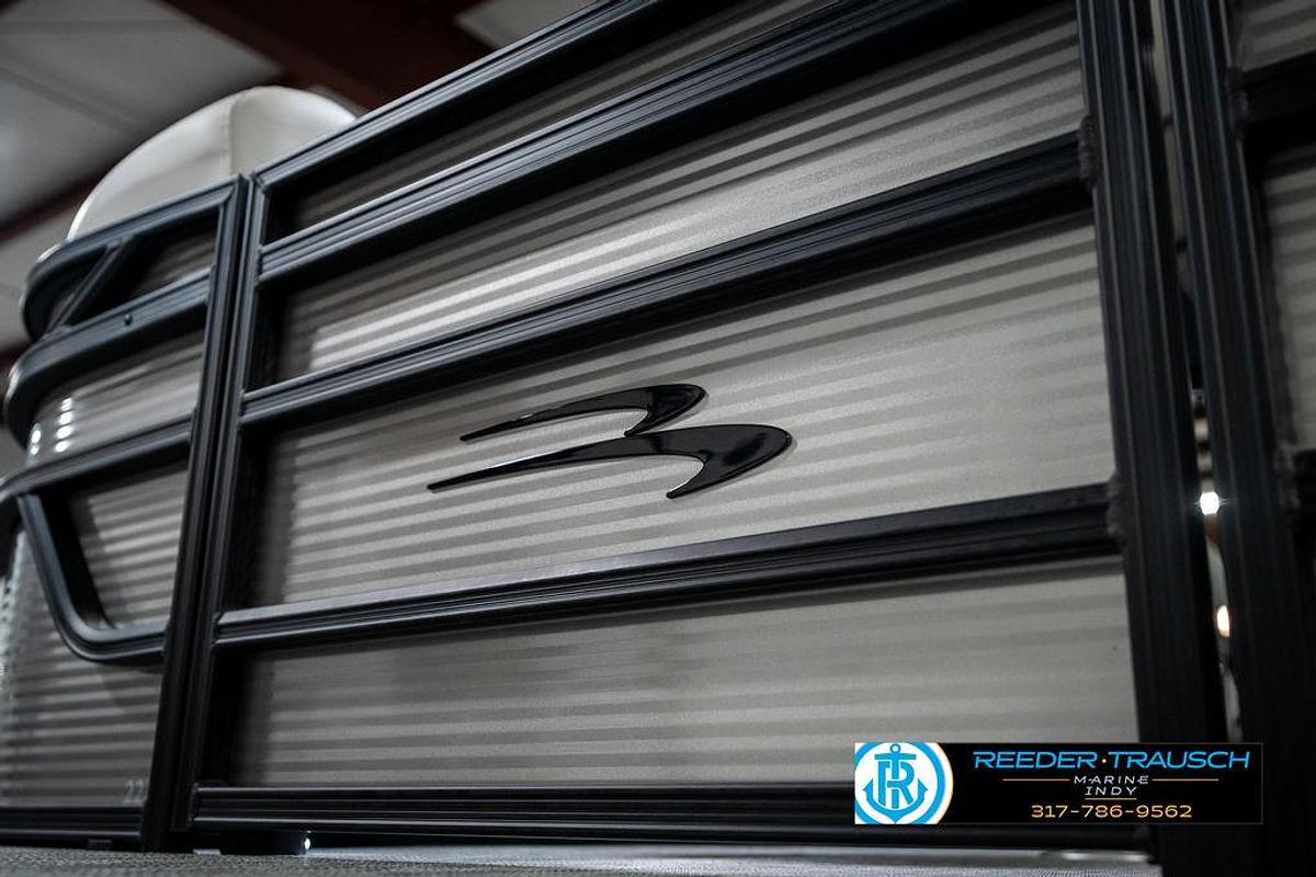 2025 Bennington 22 SSB