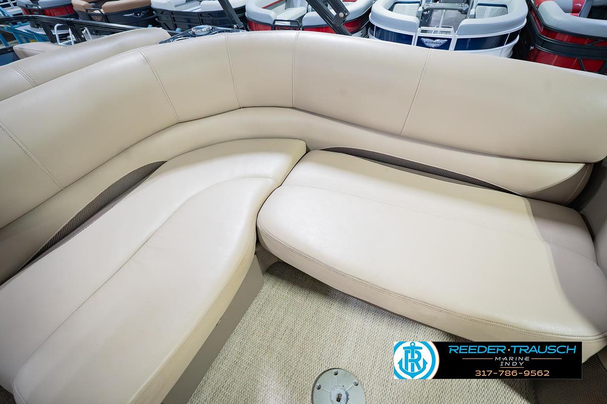 Used 2018 Regency 254 DL3