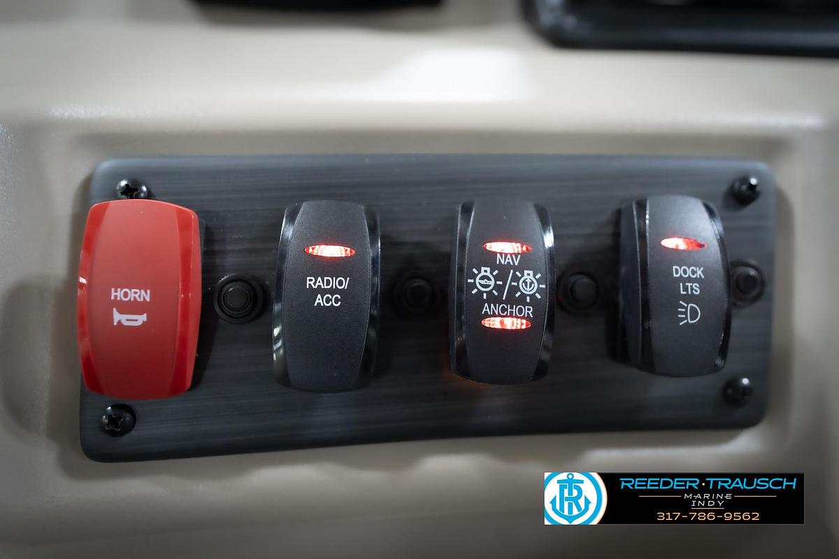 2026 Bennington 168 SLJ