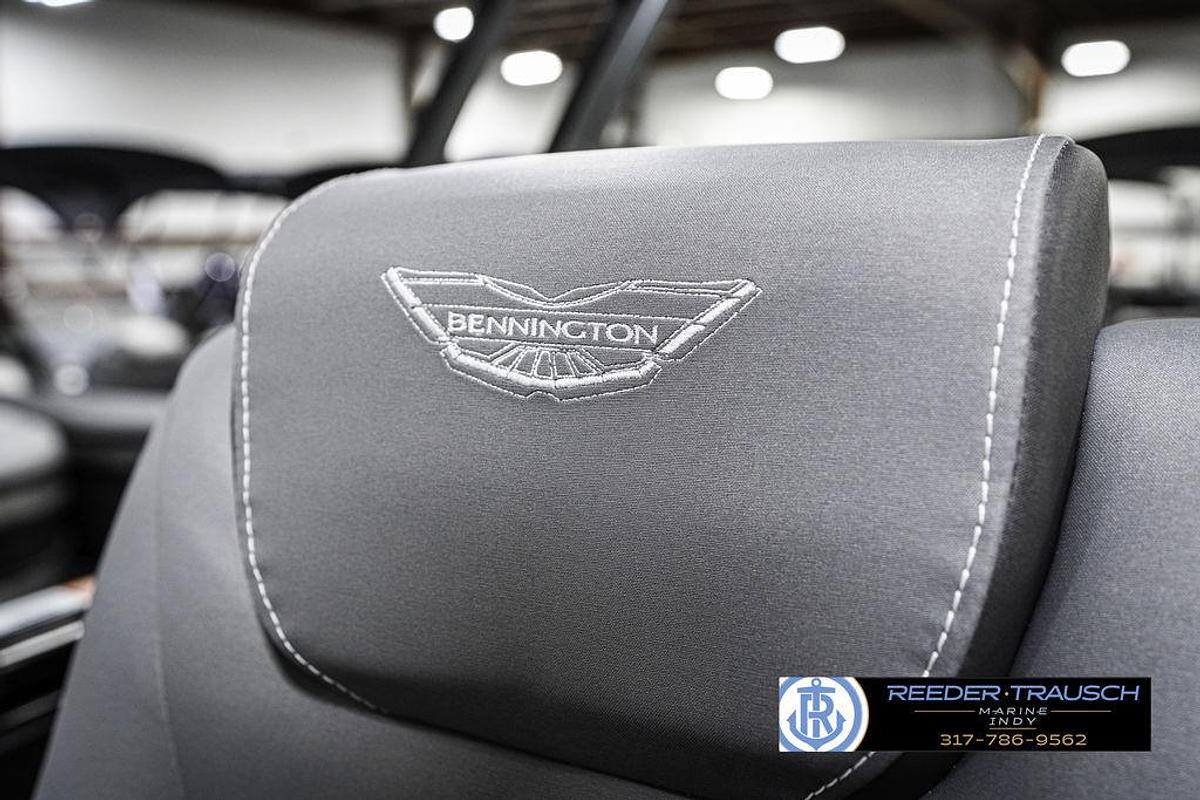 2025 Bennington 23 LTSB