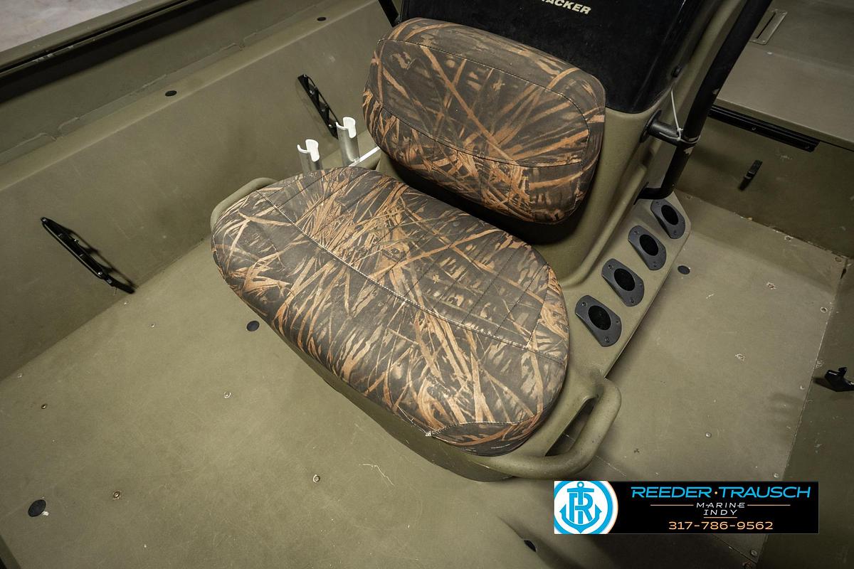 Used 2018 Tracker 2072 CC