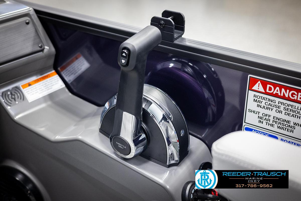 2025 Bennington 23 SSB